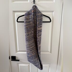 FRYE AND CO. Multicolor Knit Scarf